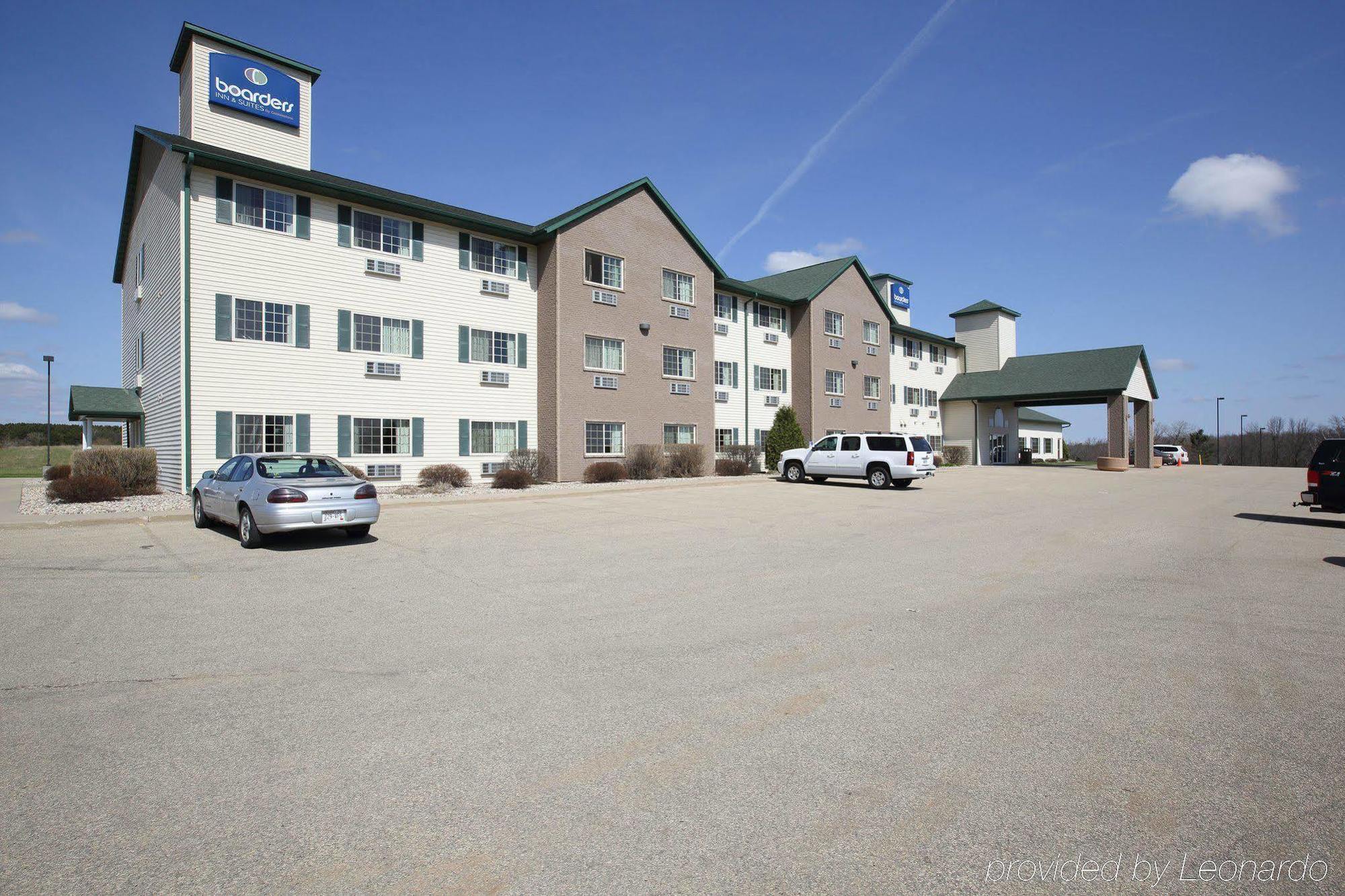 Boarders Inn & Suites By Cobblestone Hotels - Shawano Экстерьер фото